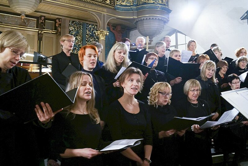 LU absolventu jauktais koris "Jubilate" dziedās Gaismas dievkalpojumā Rīgas Domā