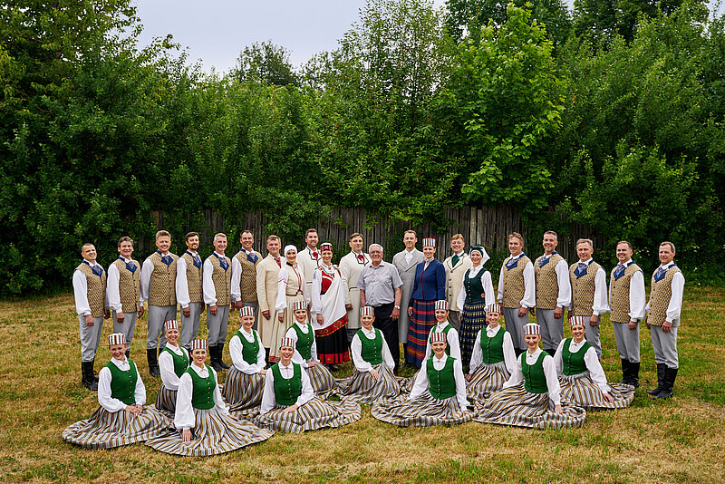 Latvijas Universitātes Vidējās paaudzes deju kolektīvs "Dancis" iegūst Lielo balvu deju konkursa finālā